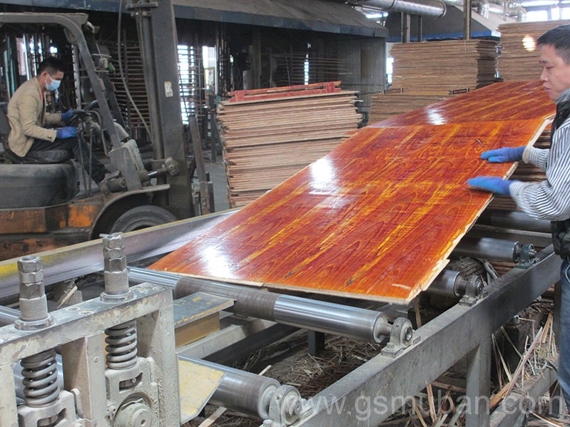 工地使用模板多少錢一塊？價(jià)格都有哪些