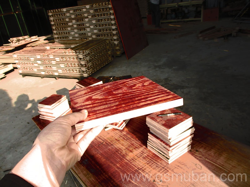 不同的材質(zhì)模板區(qū)別？廣西模板廠家電話