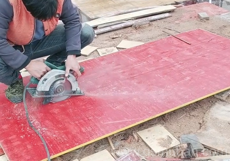 賠本賺吆喝，建筑模板行業這是怎么了